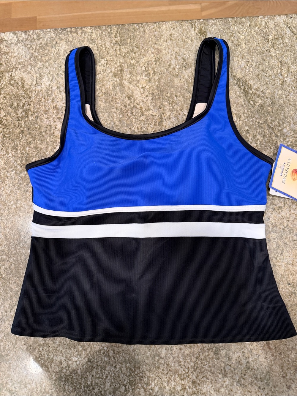 L.L. Bean Bean Sport Sunblocking Tankini Swimsuit Top NWT Size 14 Reg